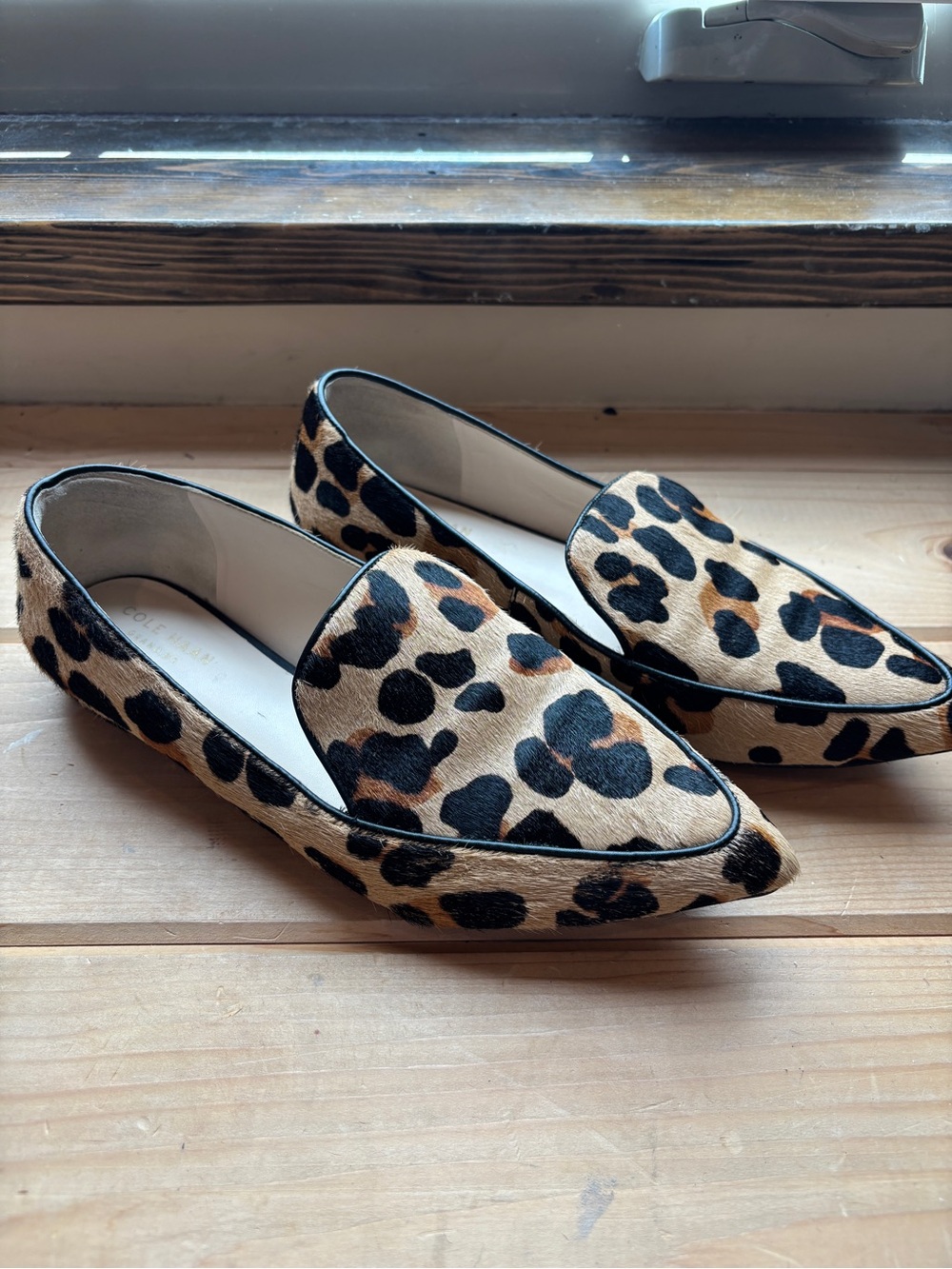 Cole Haan Leopard Print Pointed Toe Women’s Loafers (Real Fur) size 7.5